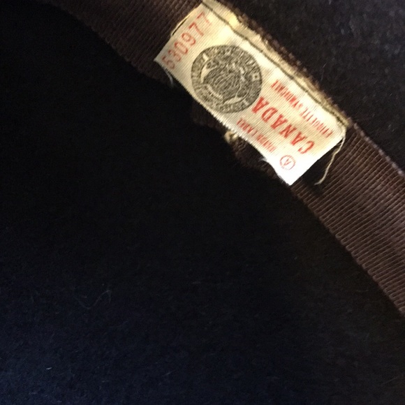 Vintage Brown Felt hat 1940s Cloche Stunning - Picture 8 of 8